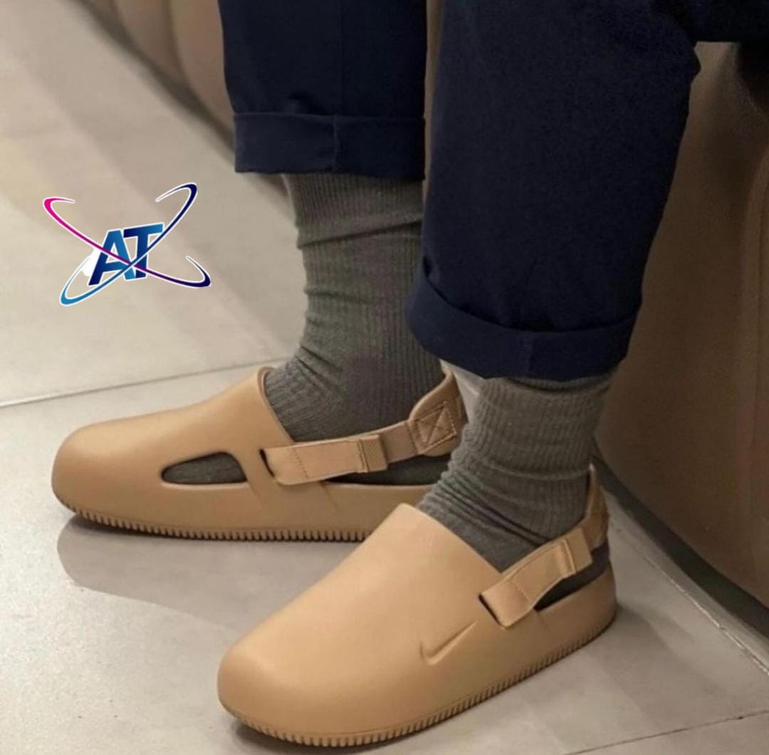 nike flops